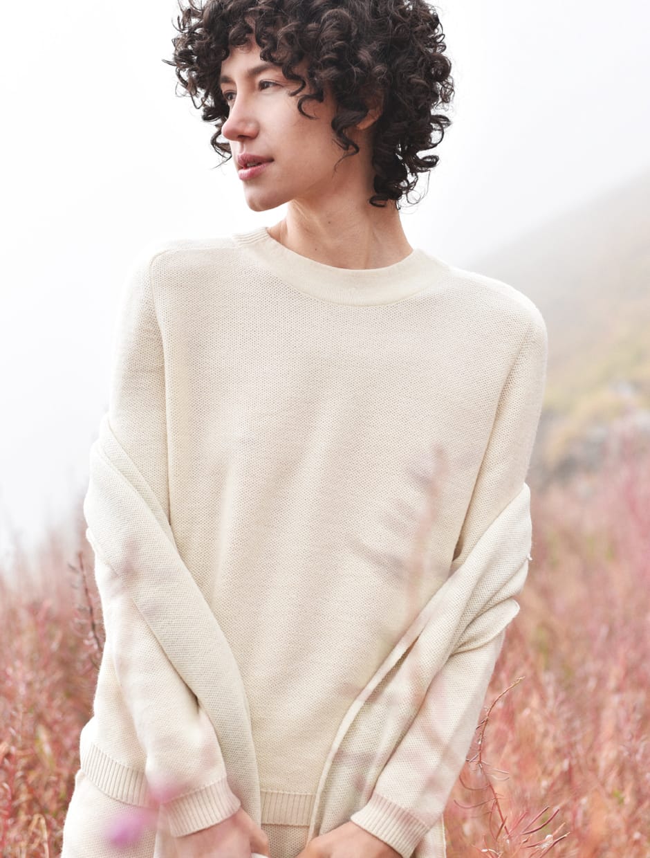 FW 20 - Capture the Fog - knitwear in organic wool fabric natural dye DALHIA